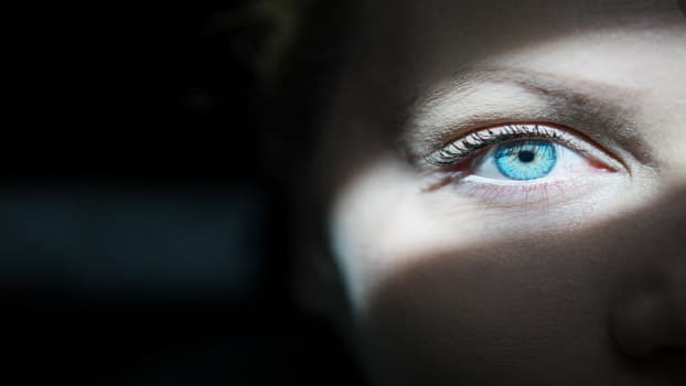 اعراض سرطان العين eye cancer symptoms